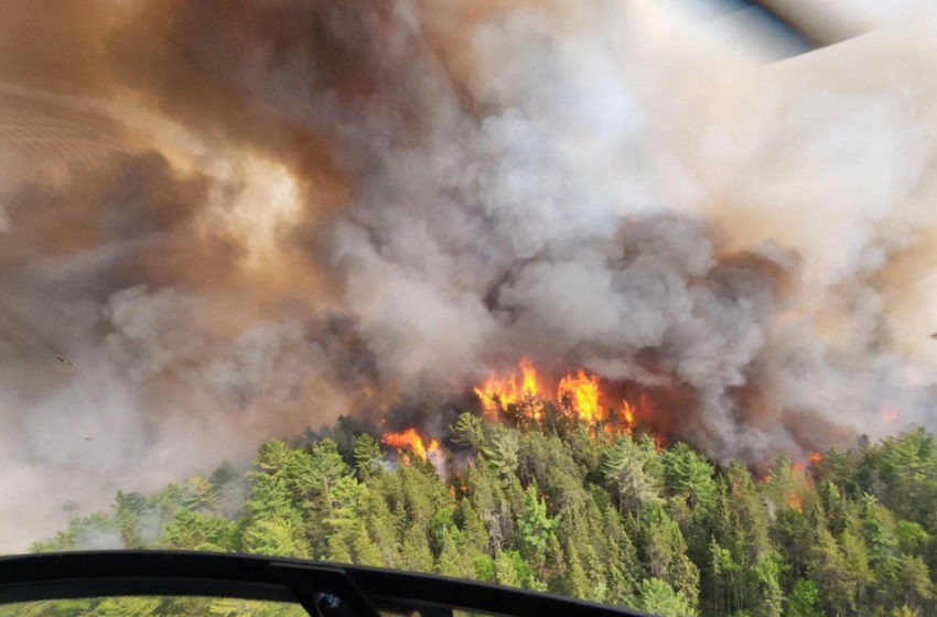  Incendios en Canadá: las llamas no cesan y el humo ya llegó a Noruega